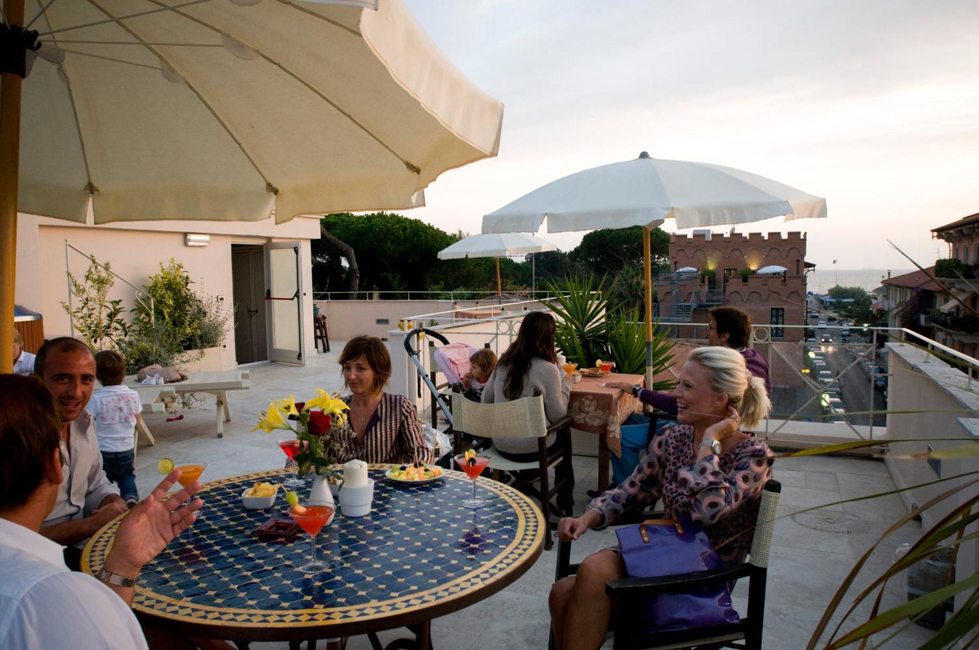 Hotel Viscardo Forte dei Marmi Eksteriør billede